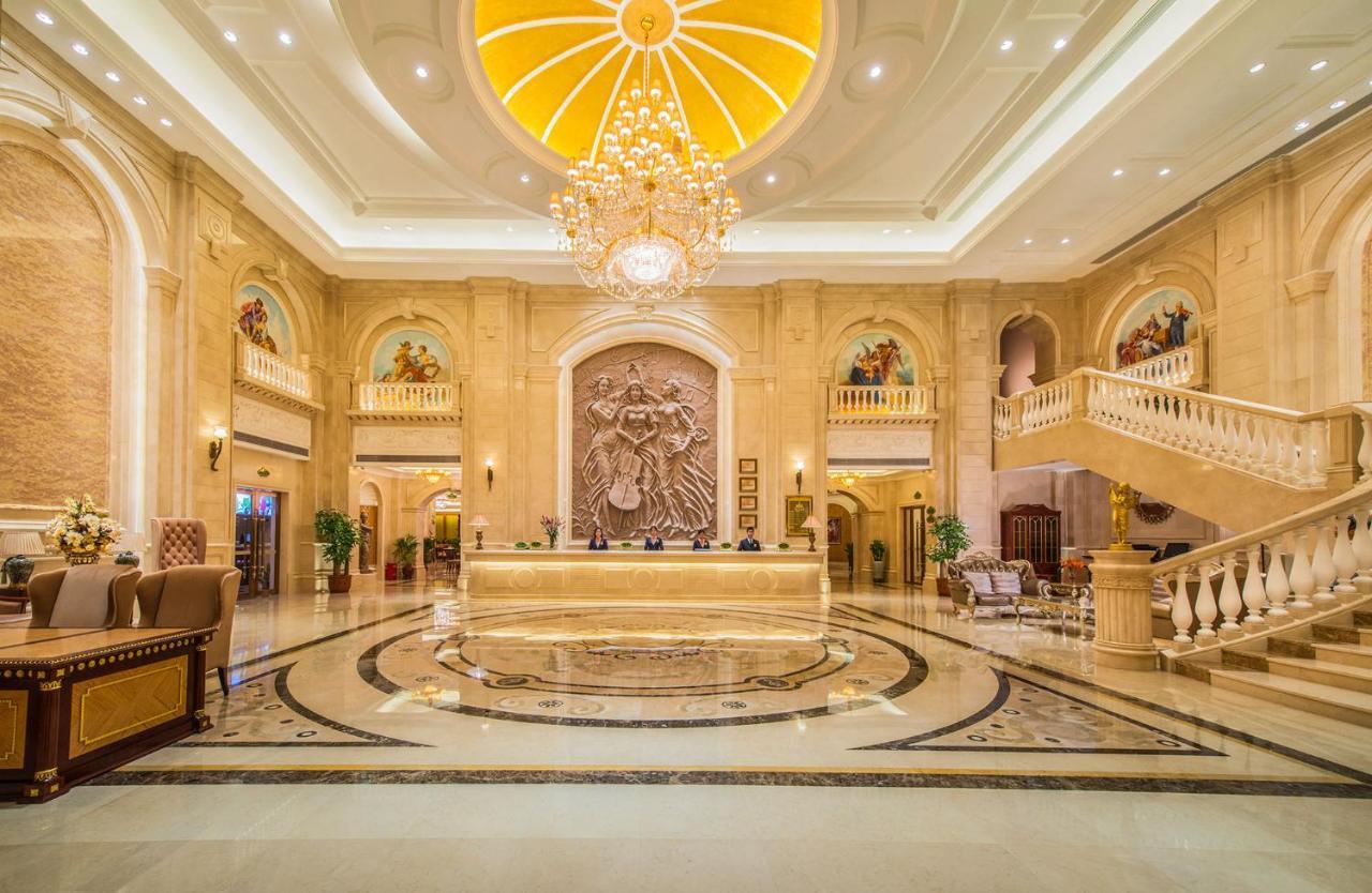 Vienna Classic Hotel Ganzhou Meilin エクステリア 写真
