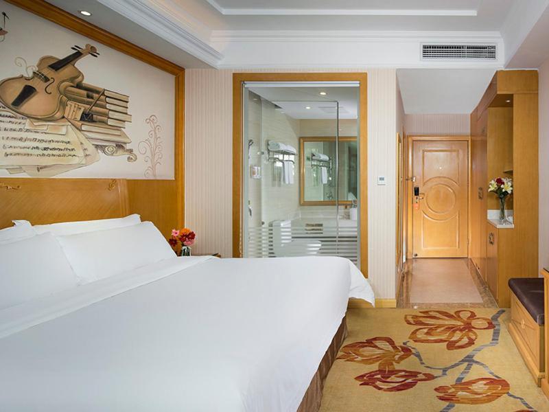 Vienna Classic Hotel Ganzhou Meilin エクステリア 写真