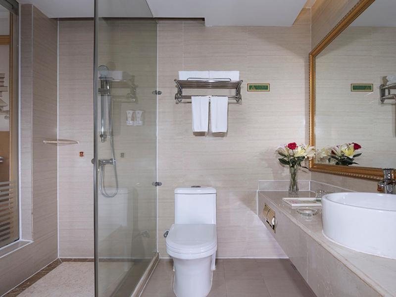 Vienna Classic Hotel Ganzhou Meilin エクステリア 写真